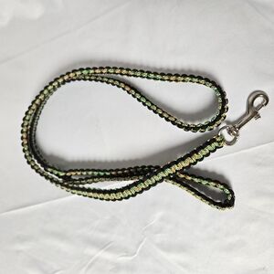 Handmade 550‎ Paracord Braided Dog Leash with Metal Clip